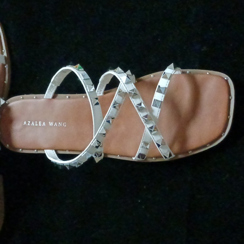 Xfer-Callie Lives: Azalea Wang White Studded Sandals sz 8 - Picture 5 of 6